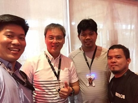Wilson Chua with Ryan Terrenal and team
